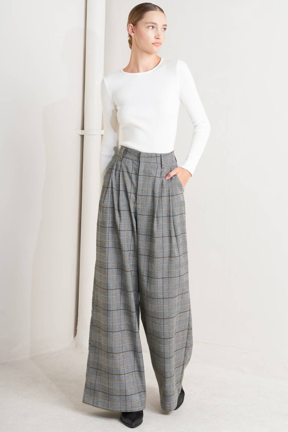 Woven Plaid Pant