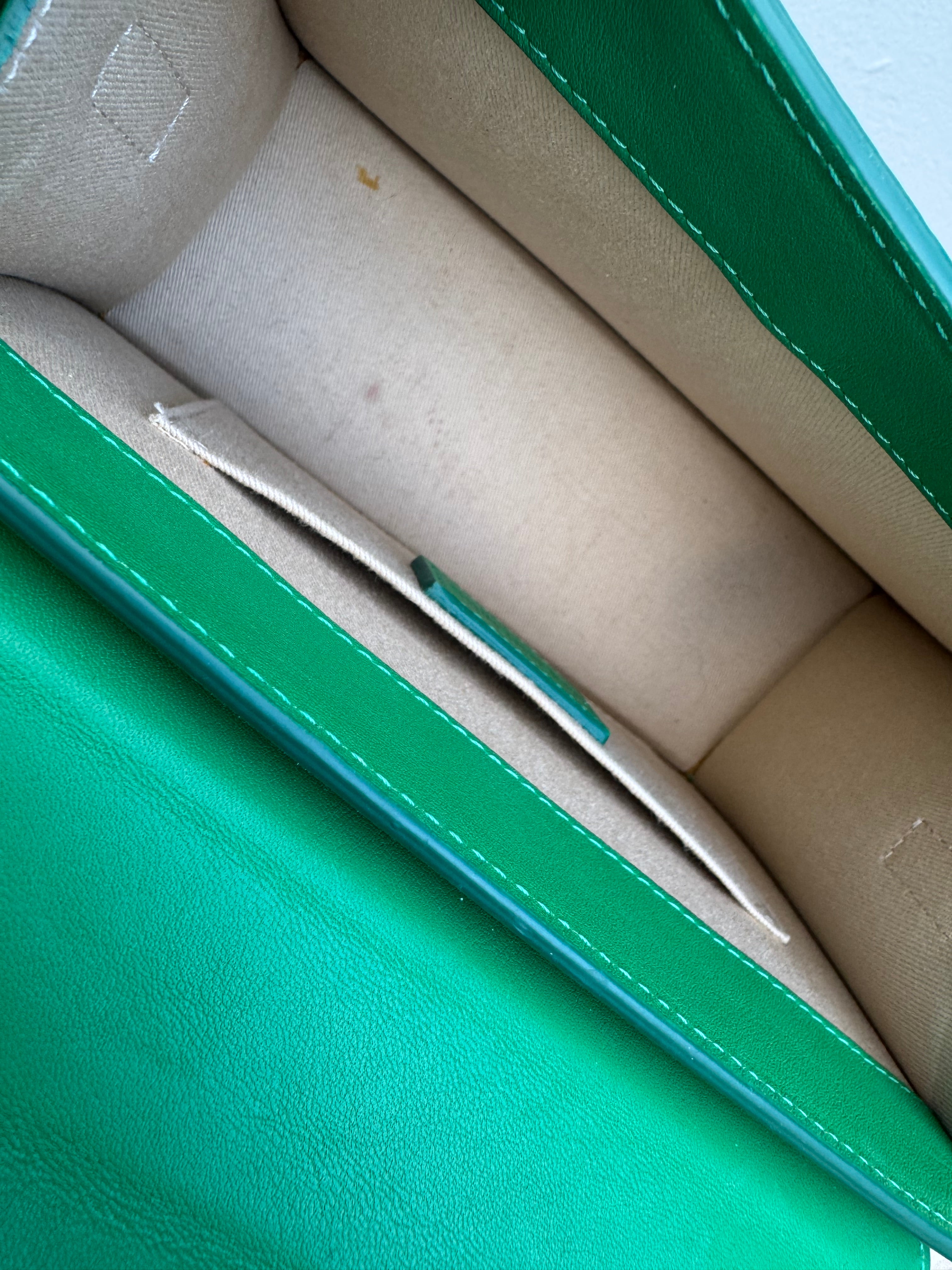 Le Grand Chiquito Bag