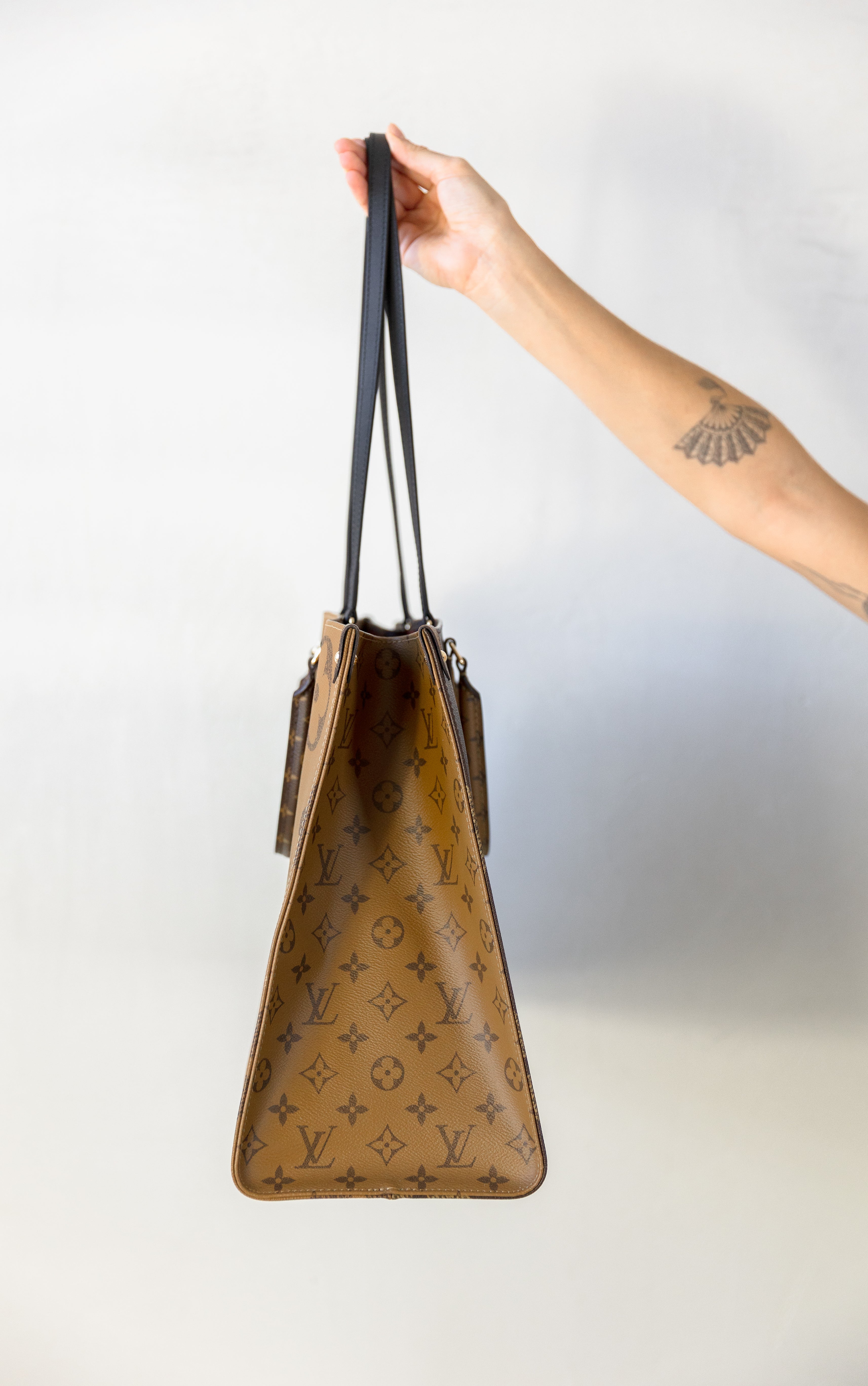 Pre Loved LV On The Go GM