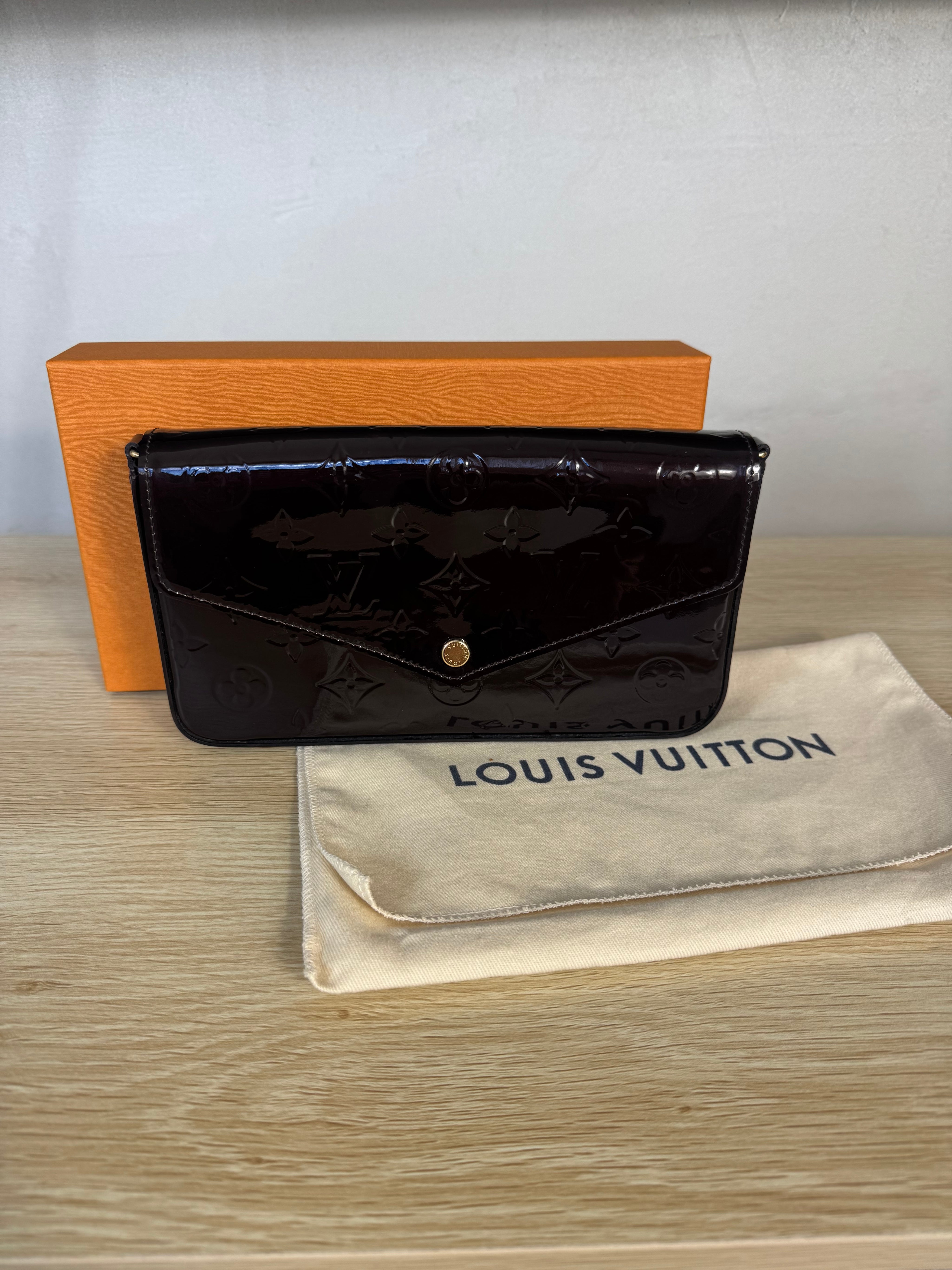 Pre Owned LV Felicie Pochette