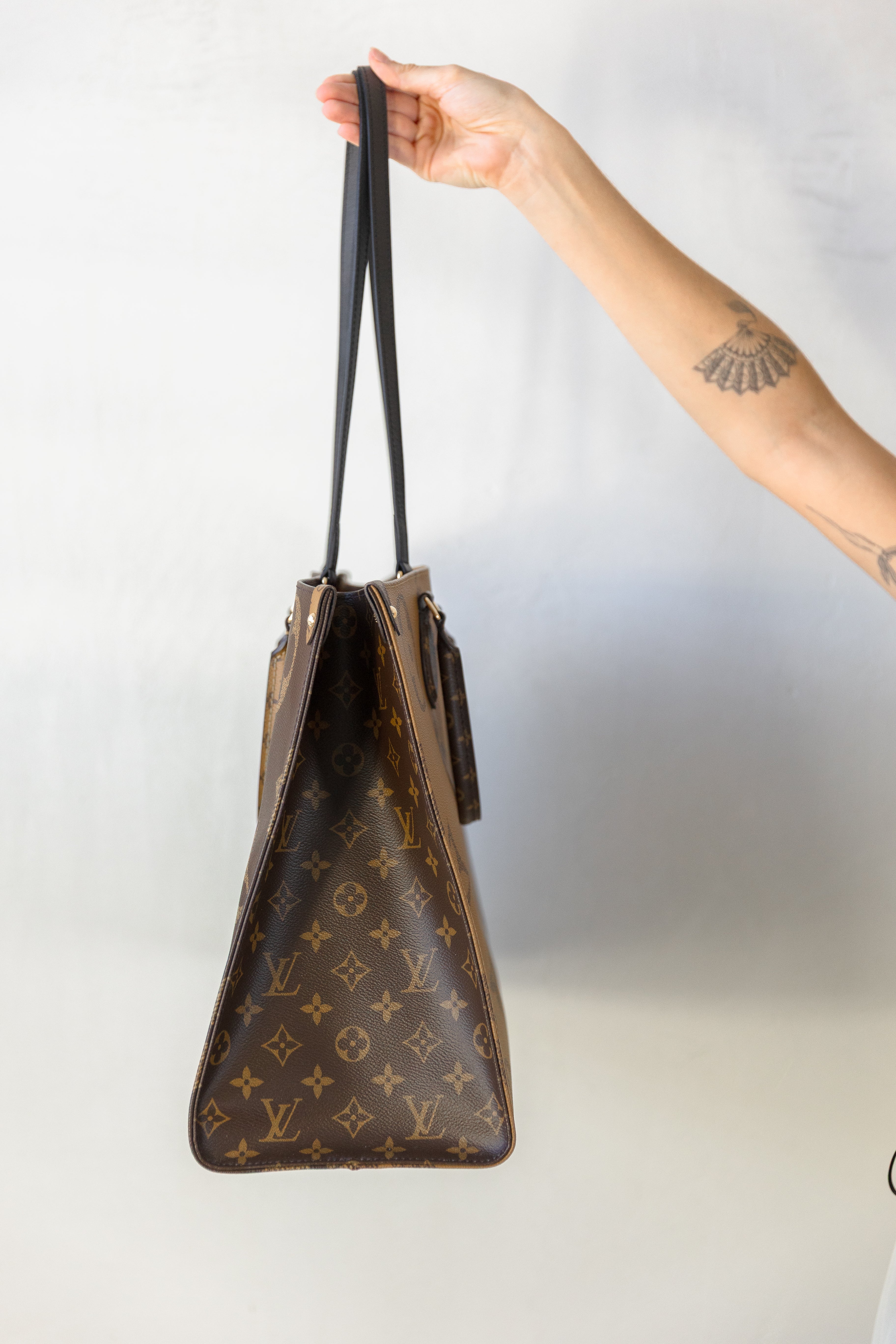 Pre Loved LV On The Go GM