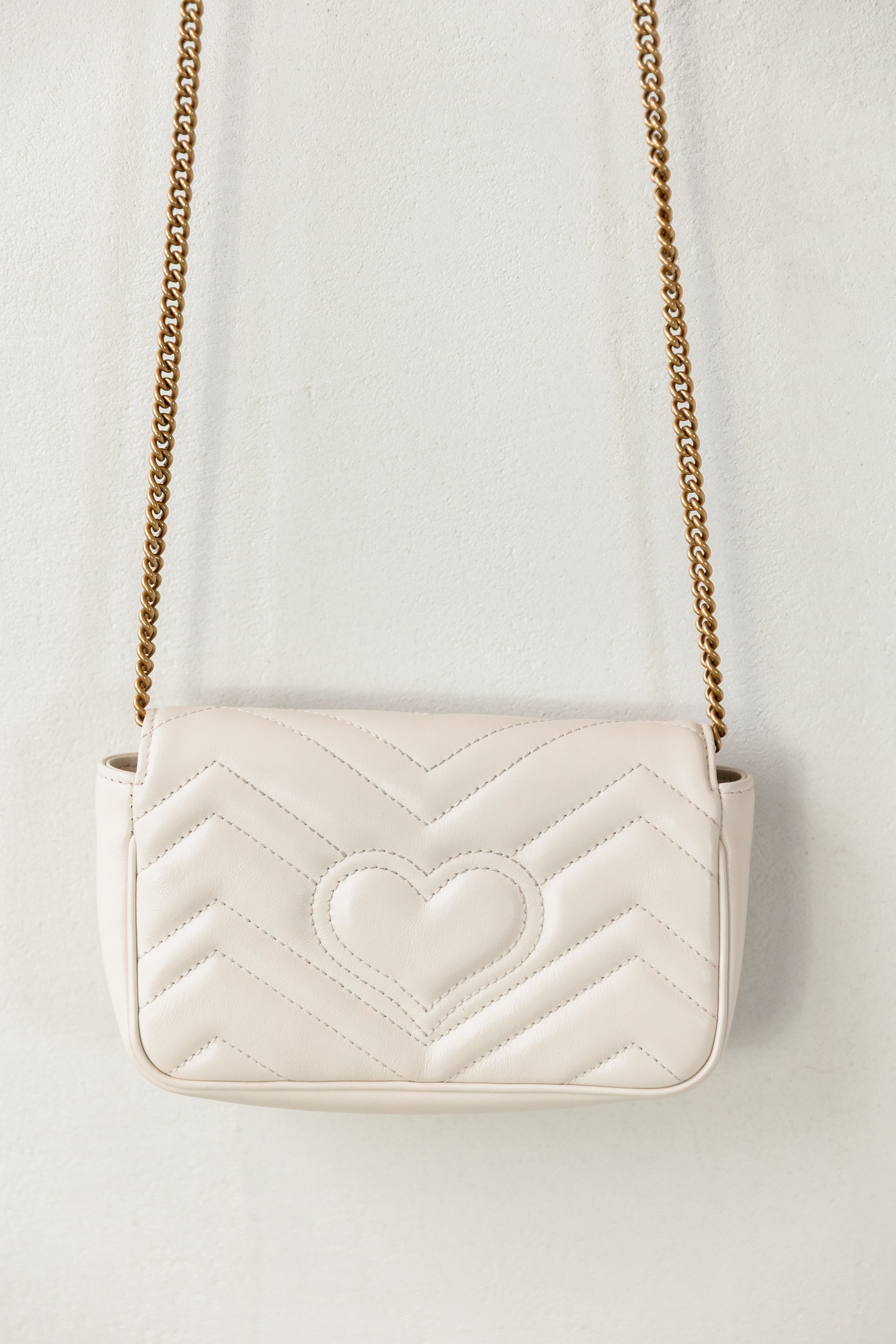 Pre Loved Gucci GG Marmont Mini Bag