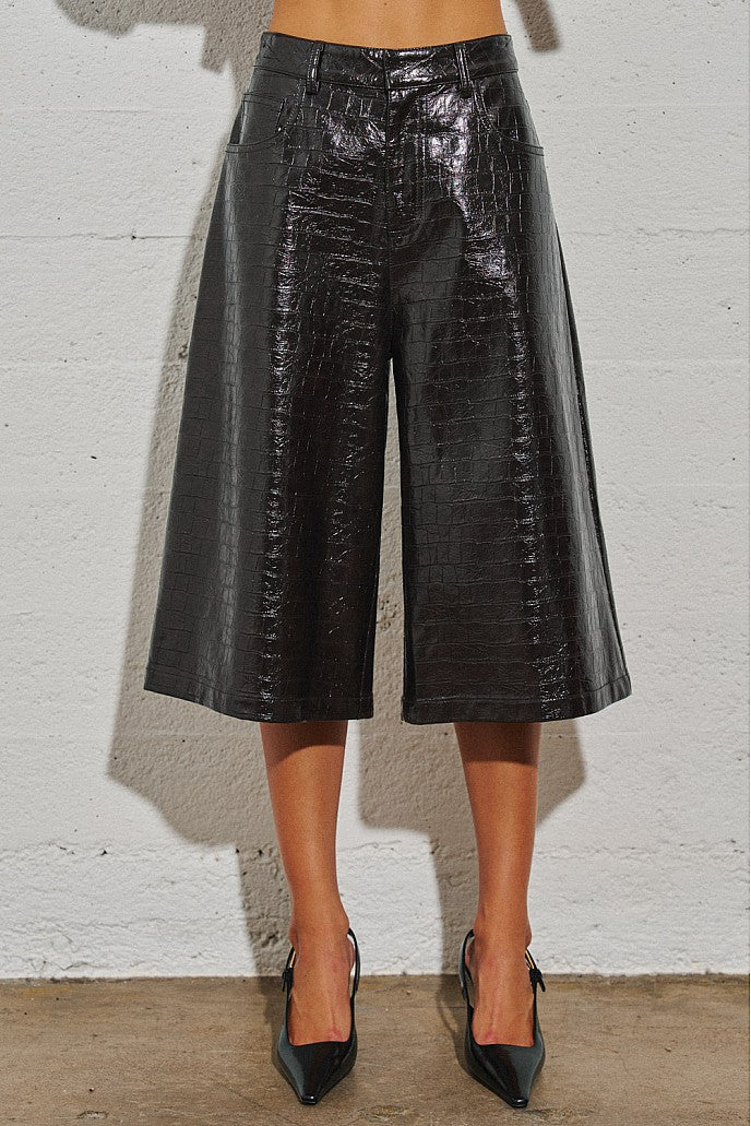 Leather Wide-Leg Bermuda Shorts — Espresso