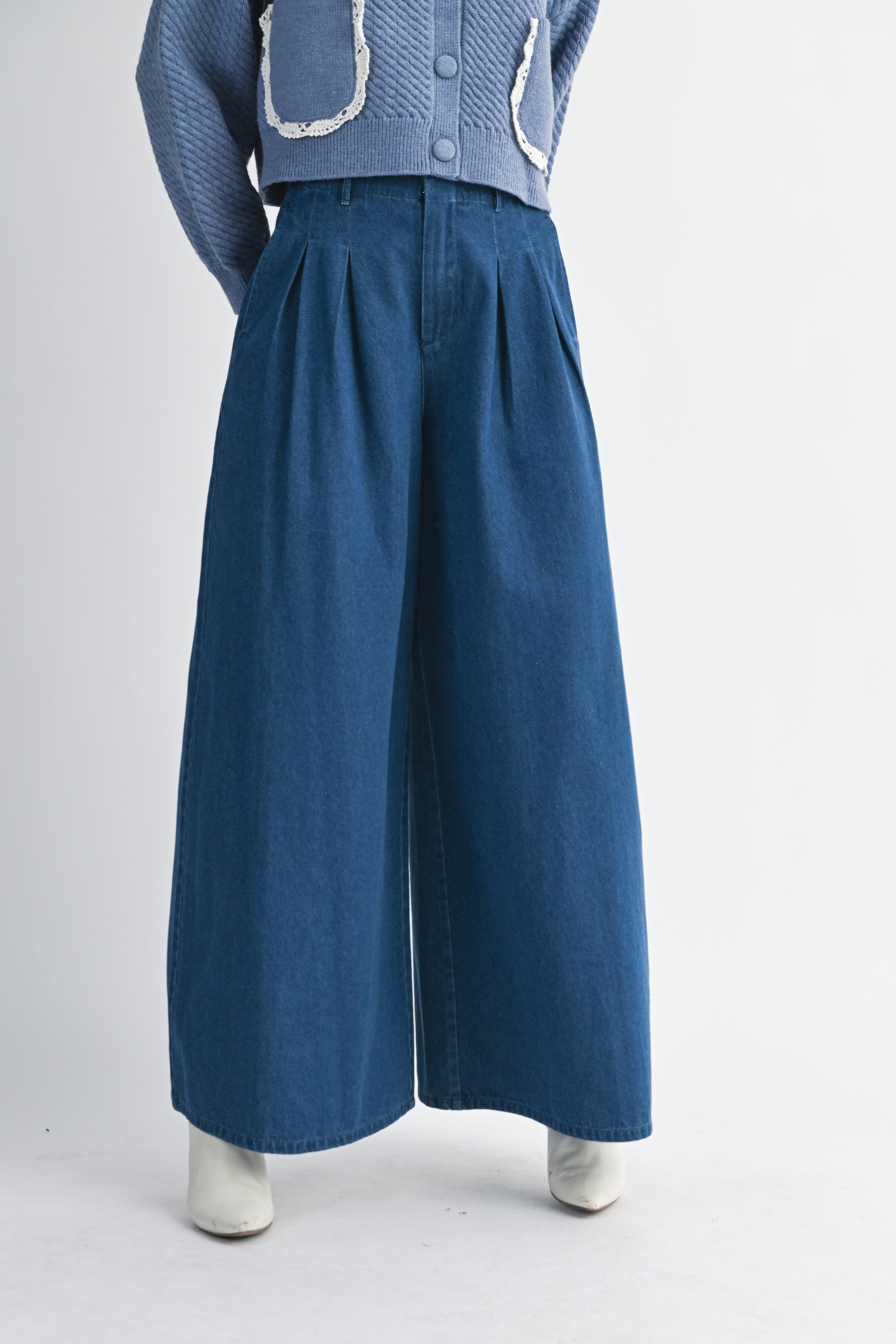 Wide Leg Jeans