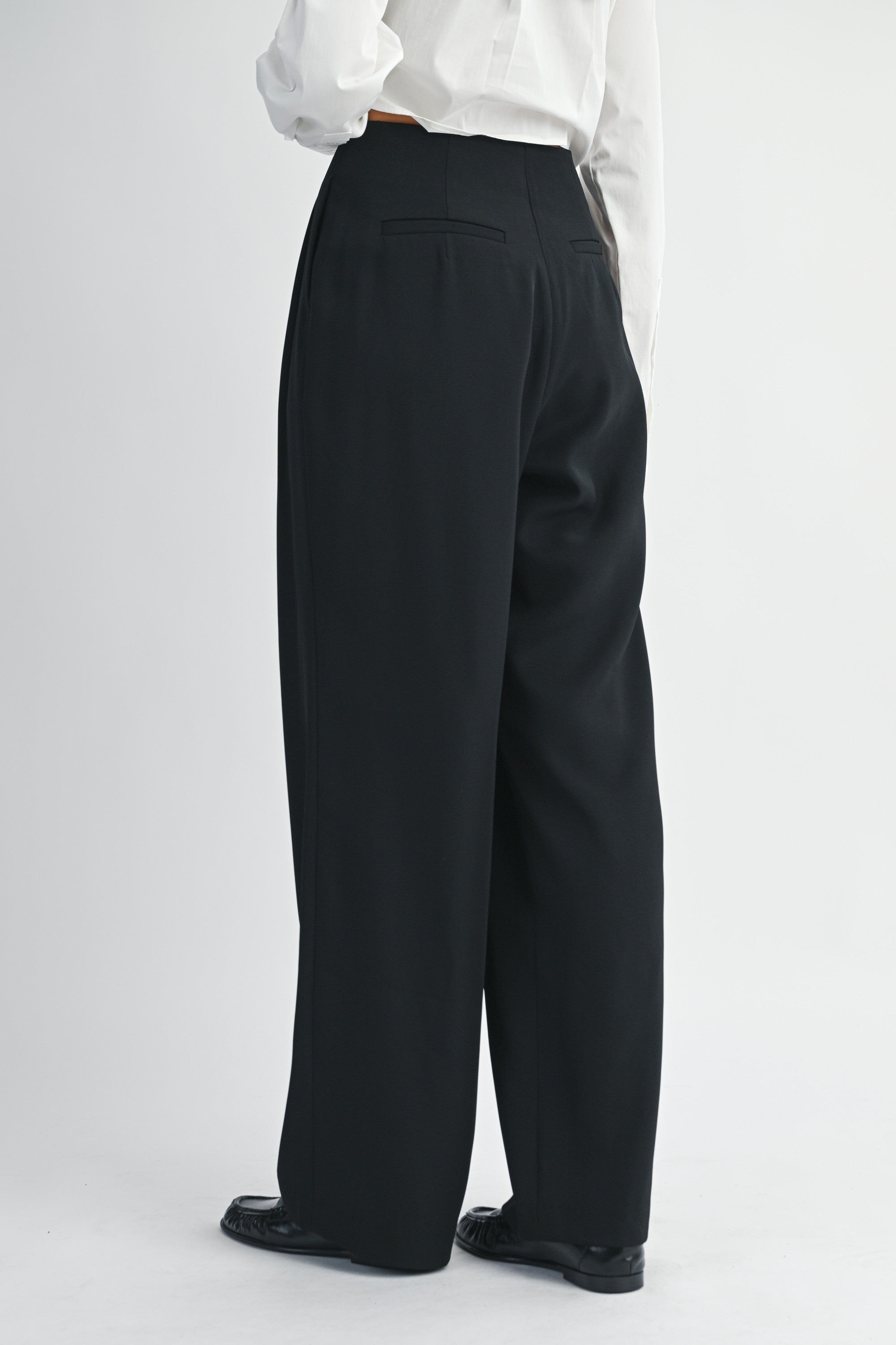 Pleat High Wasted Pant