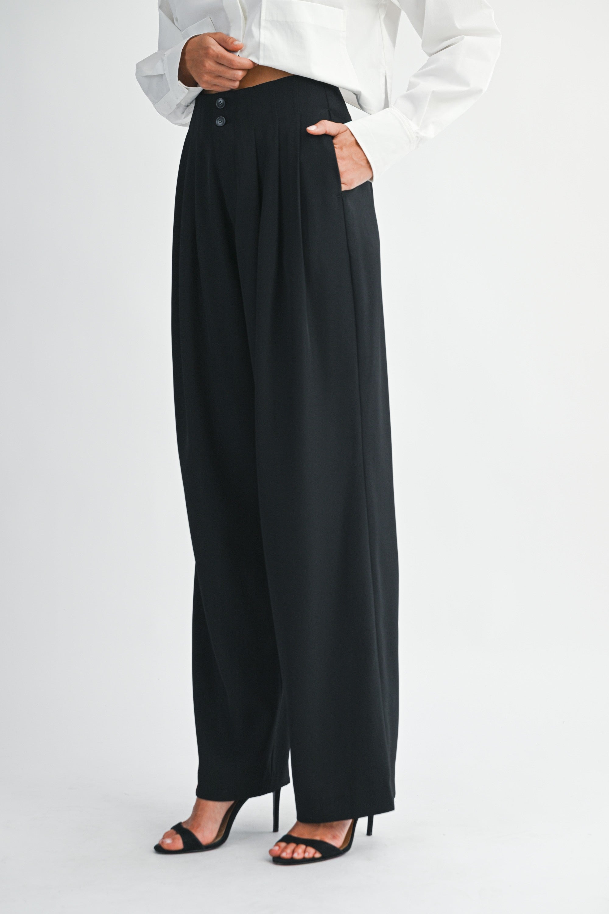 Pleat High Wasted Pant