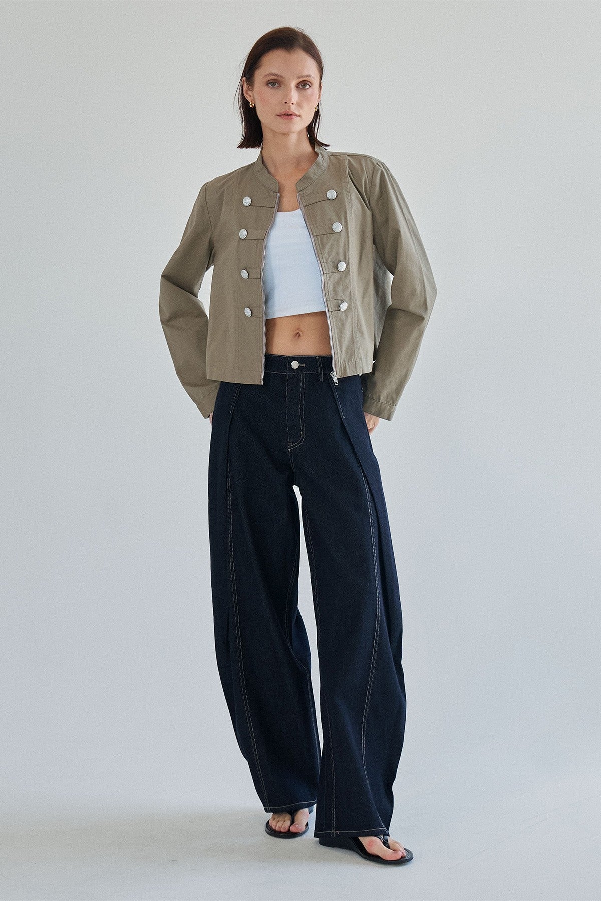 Side Pleated Barrel Jean