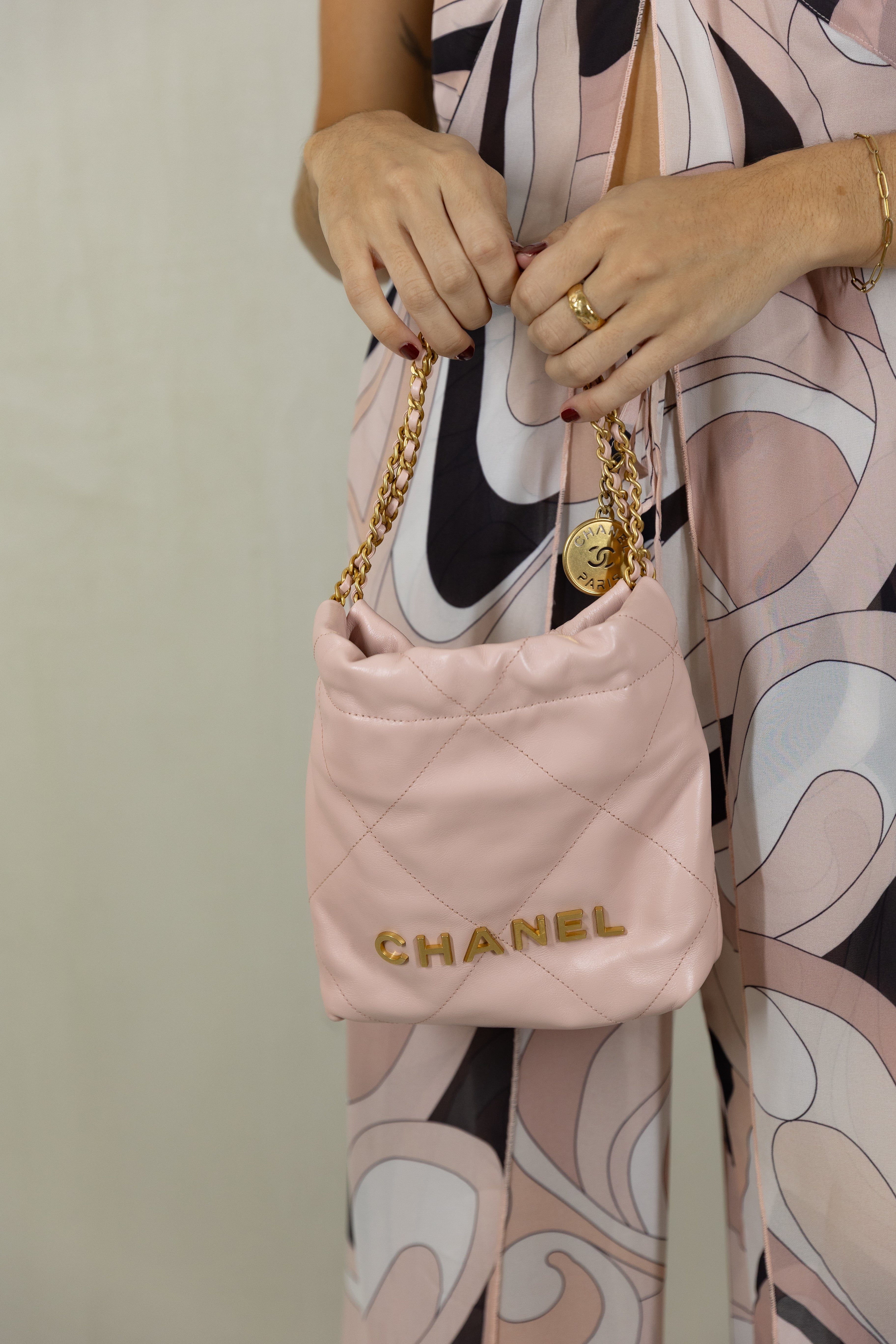 Pre Loved Chanel 22 Mini Handbag