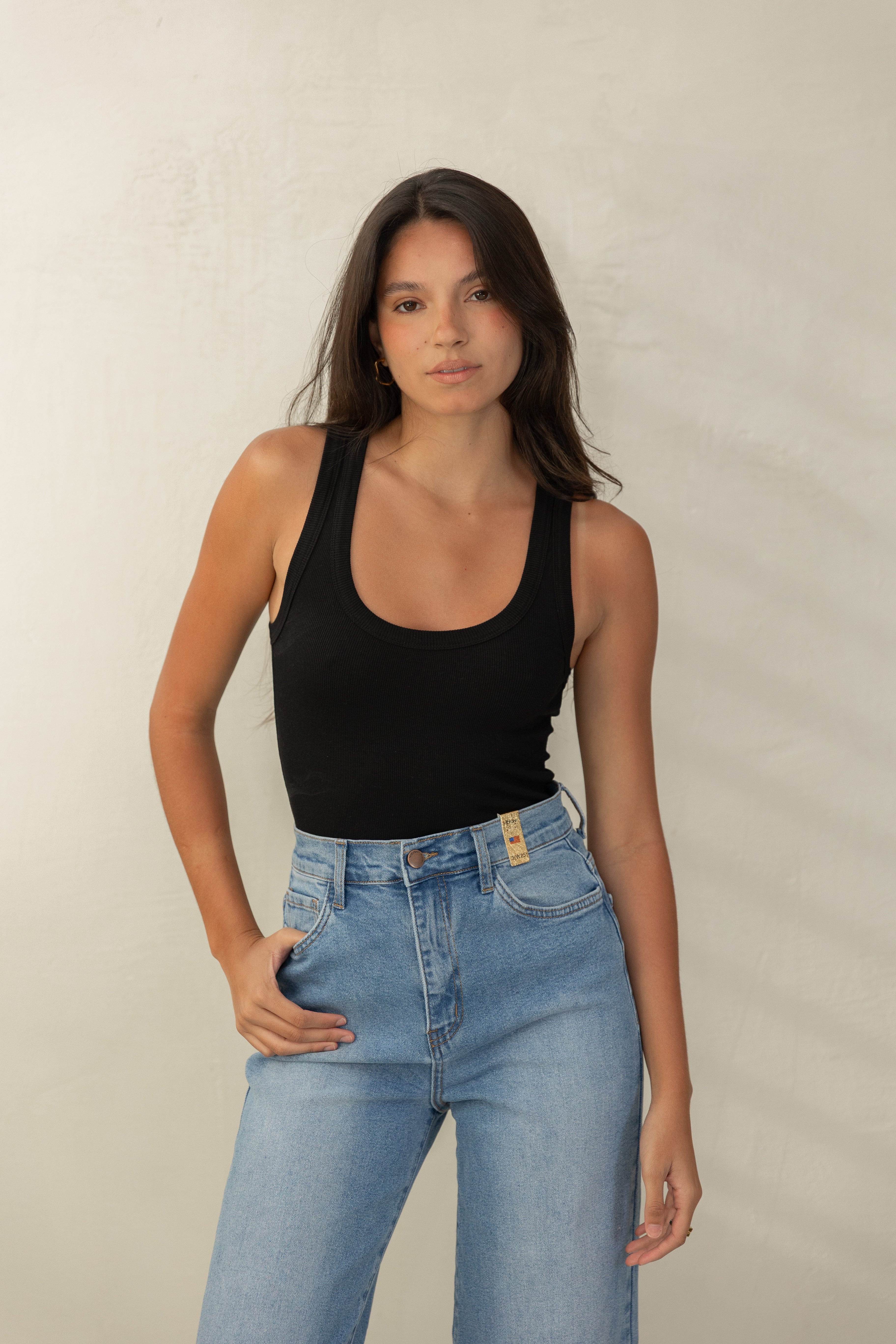 Black Sleveless Top