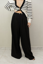 Pleated Wide Trouser