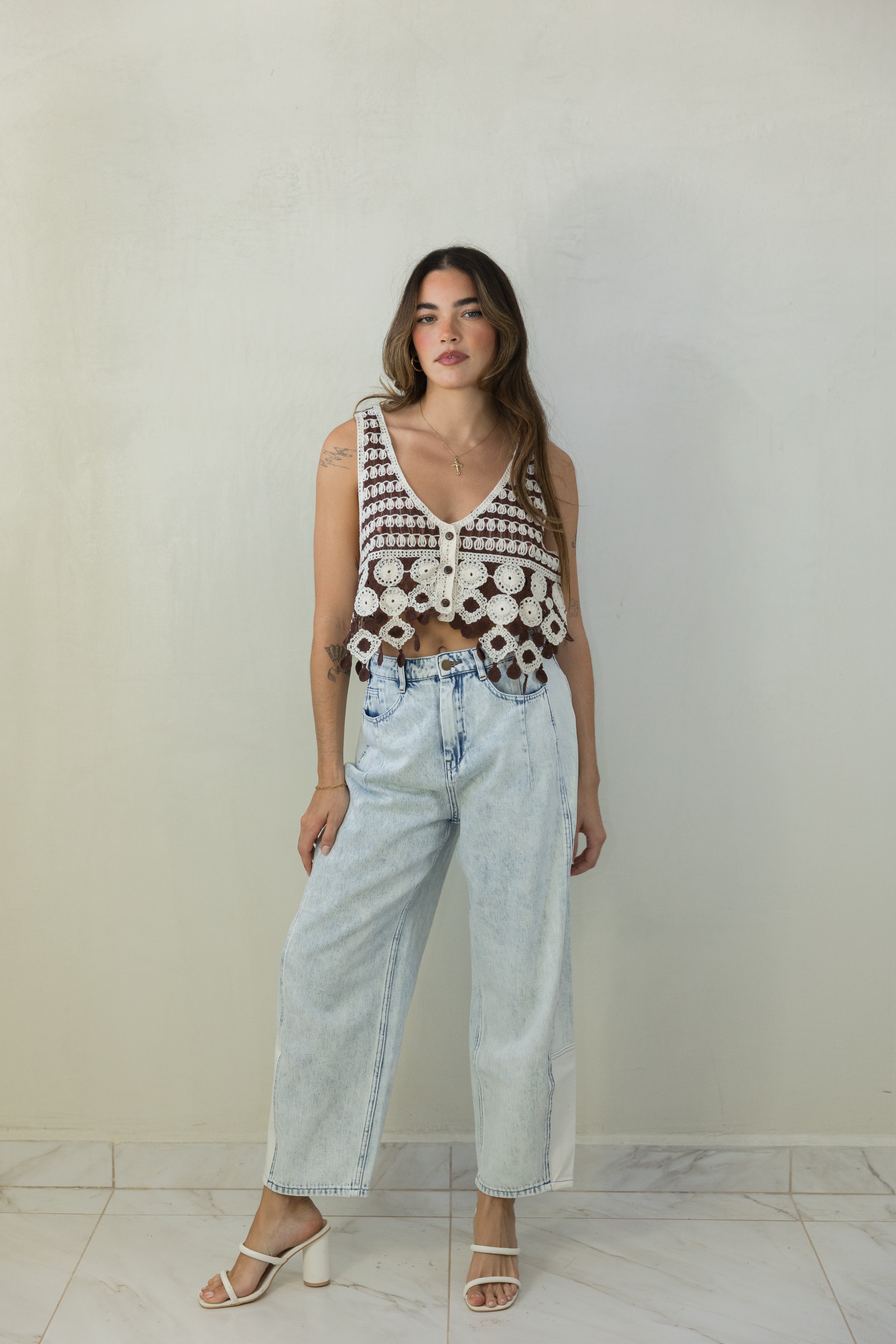 Hollow Top