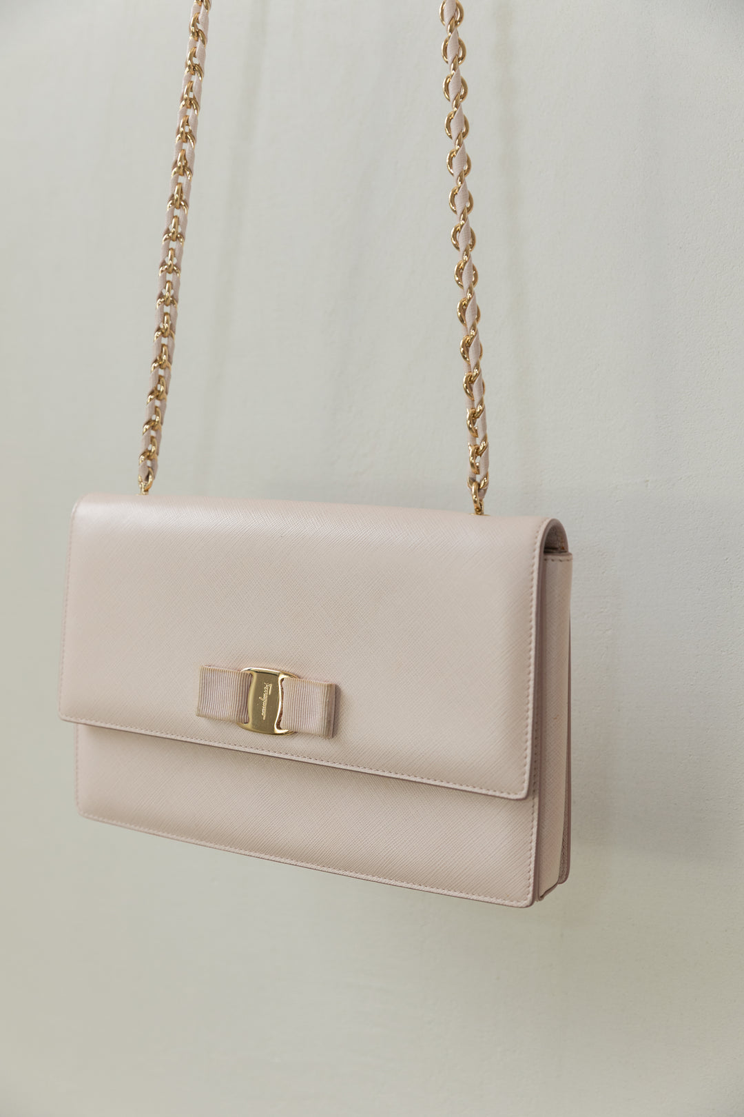 Pre Loved Salvatore Ferragamo Ginny Shoulder Bag