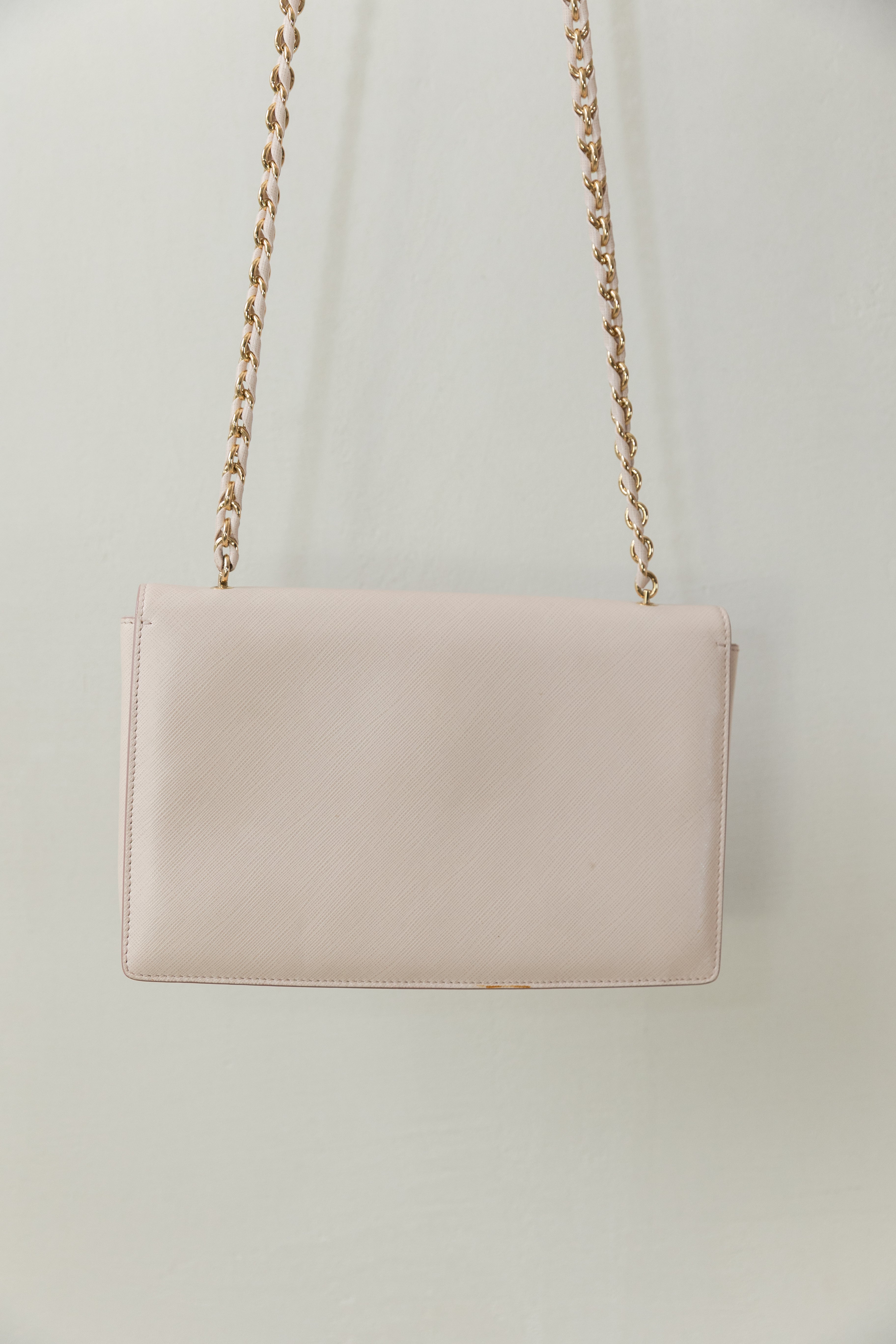 Pre Loved Salvatore Ferragamo Ginny Shoulder Bag