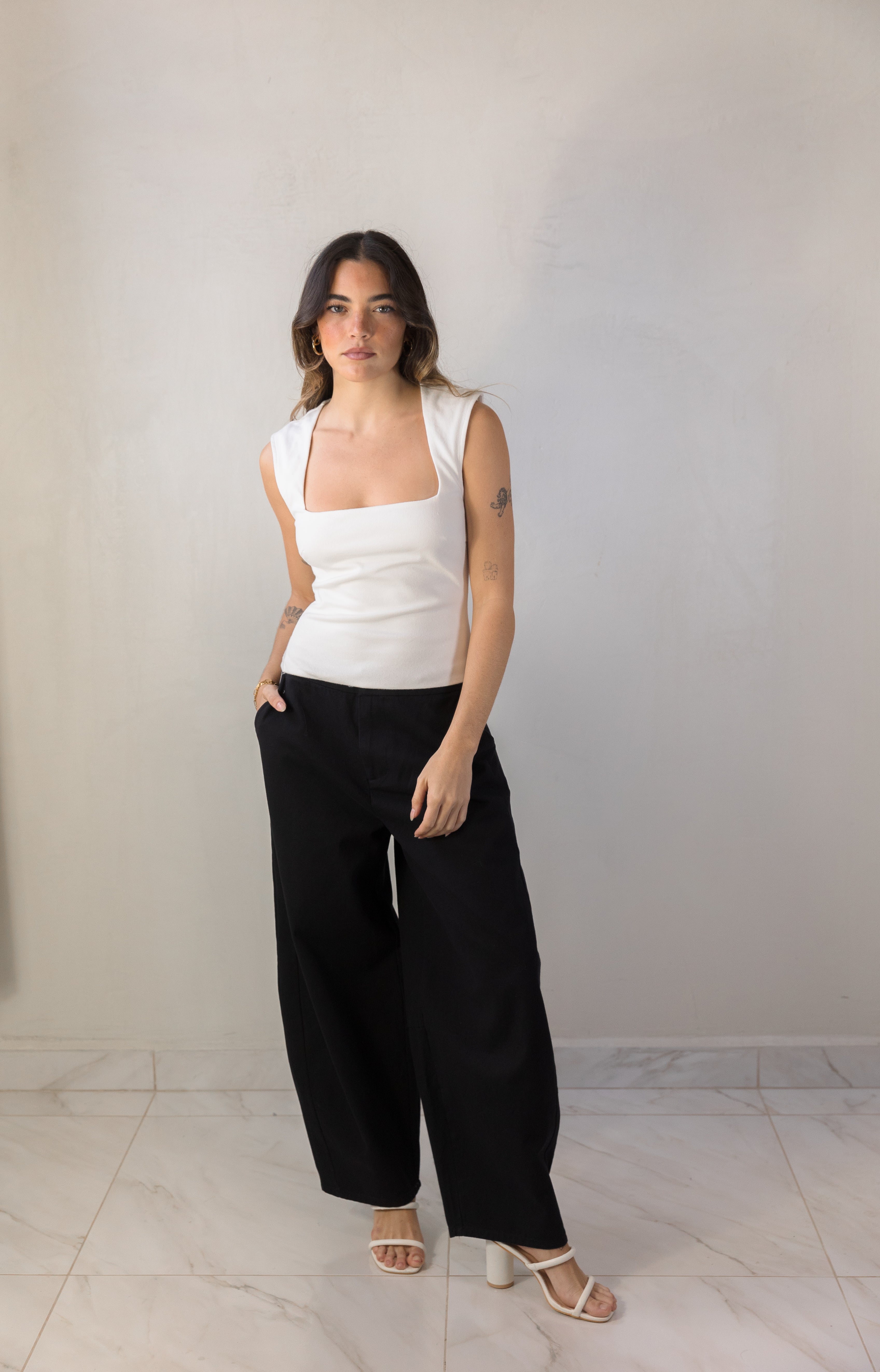 Black Linen Barrel Pants