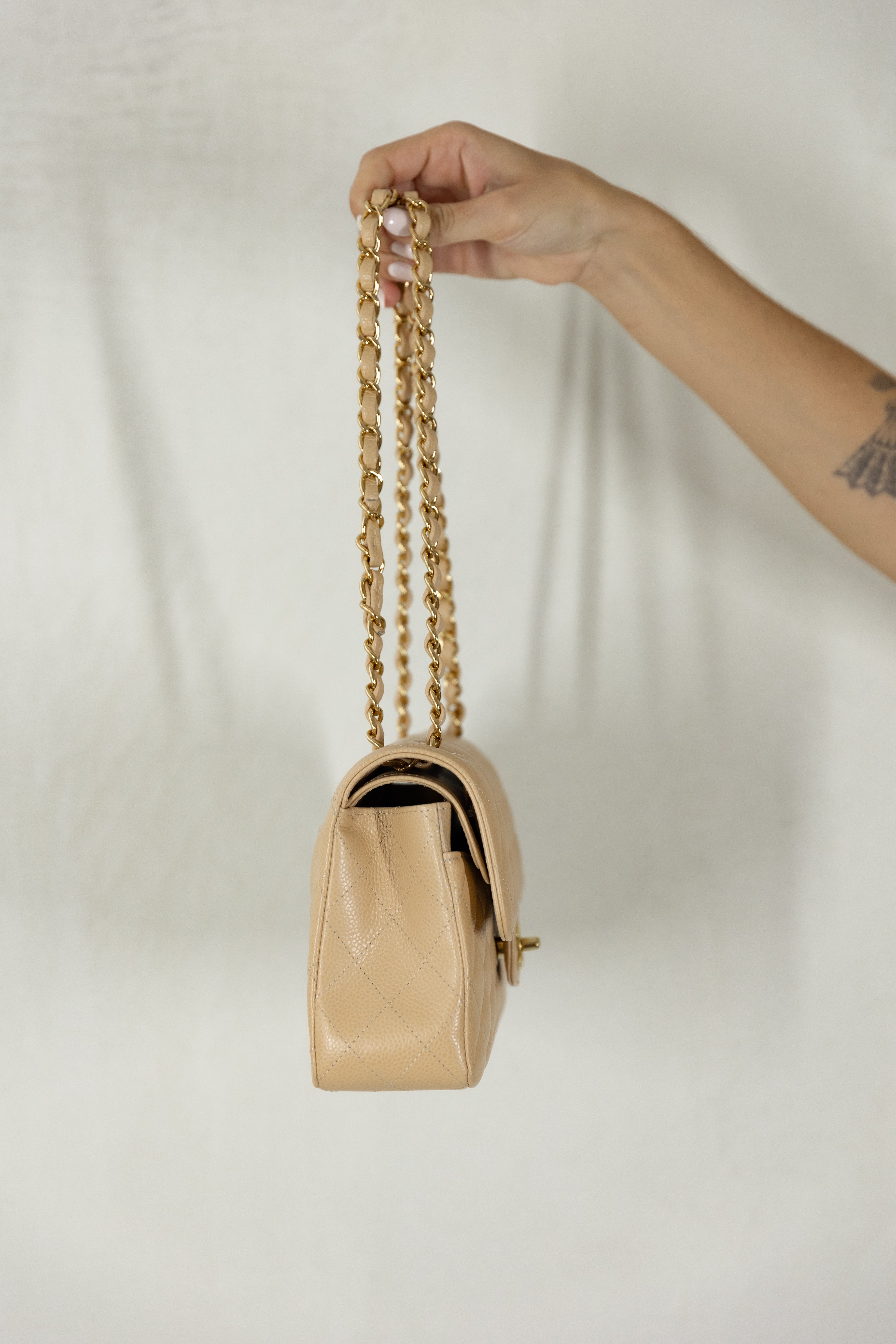 Pre Loved Chanel Small Classic Flap Caviar