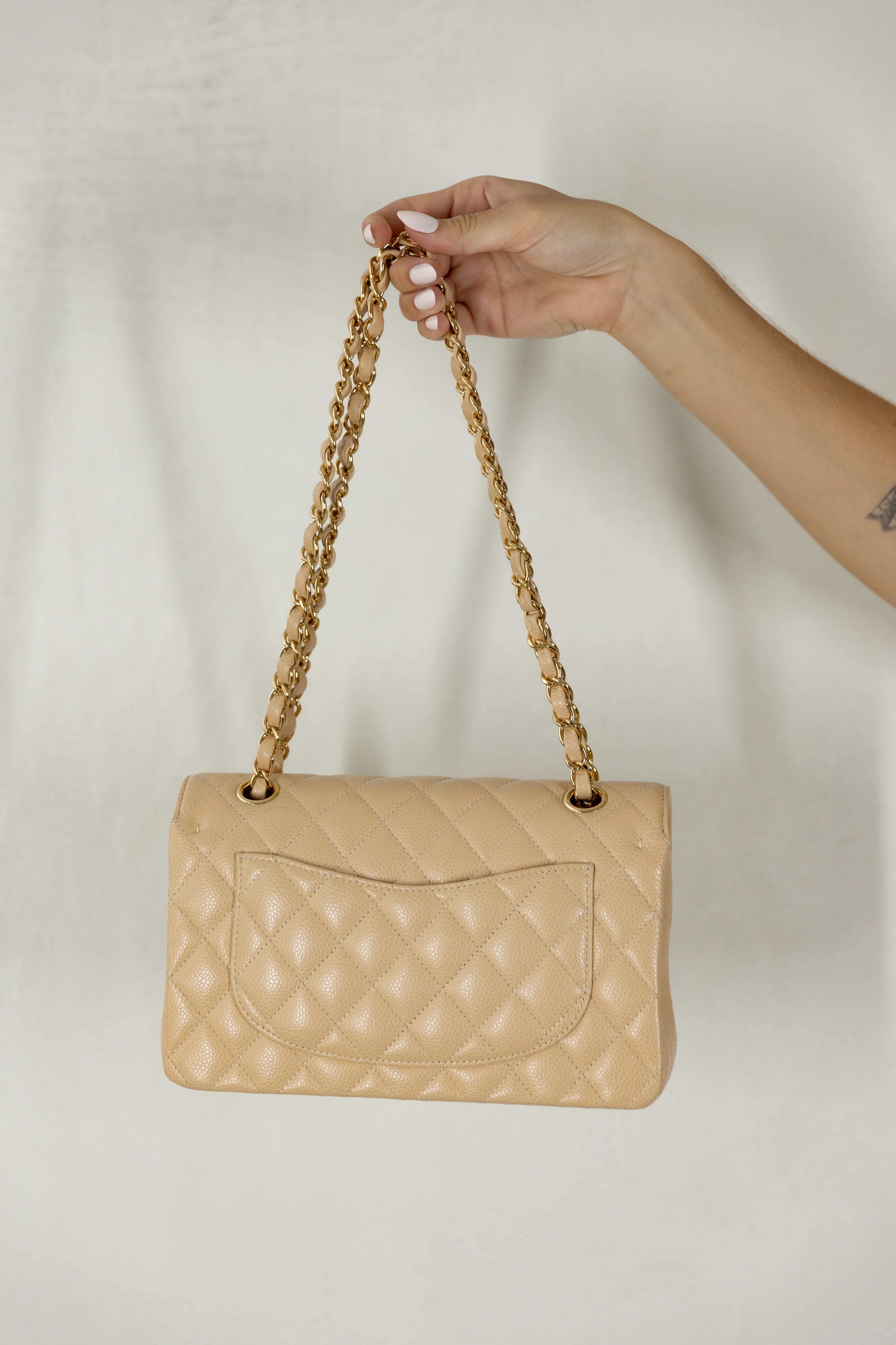 Pre Loved Chanel Small Classic Flap Caviar