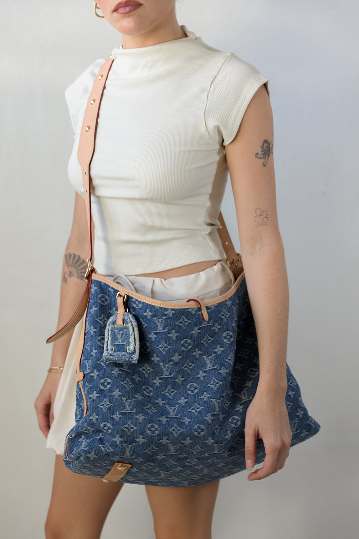 Pre Loved Louis Vuitton CarryAll MM Denim