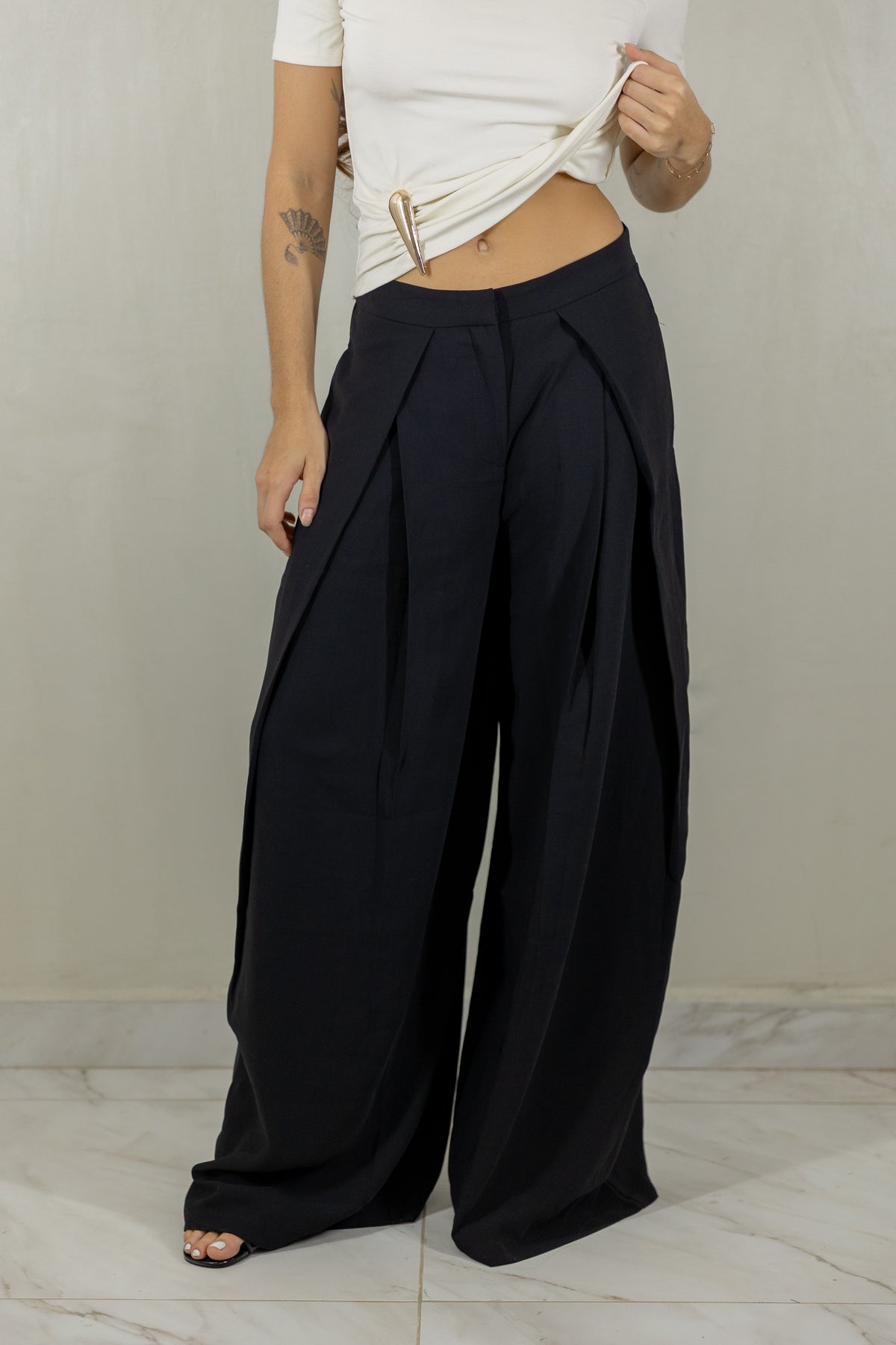 Pleat Wide Leg Pants