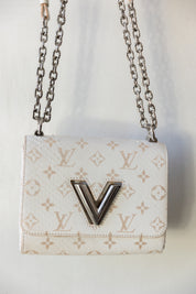Pre Loved Louis Vuitton Twist PM