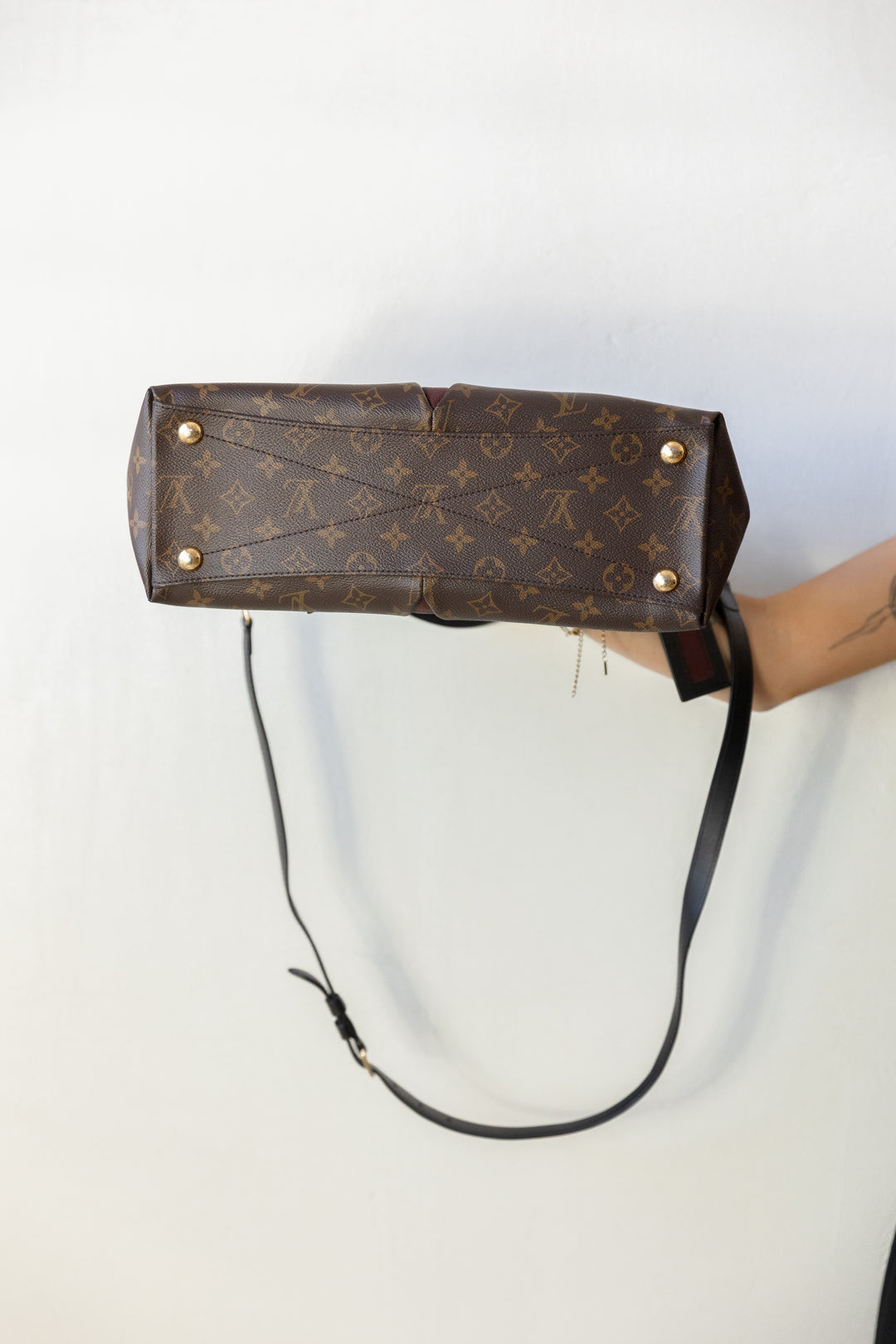 Pre Loved Louis Vuitton Monogram V Tote