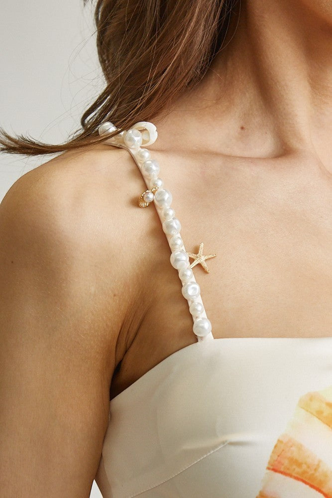 ISSUE 92 white polyester shell set top featuring delicate pearl and starfish charm strap detail